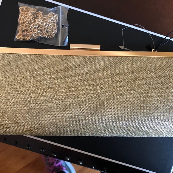Metallic gold clutch /shoulder evening bag - Picture 2 of 4